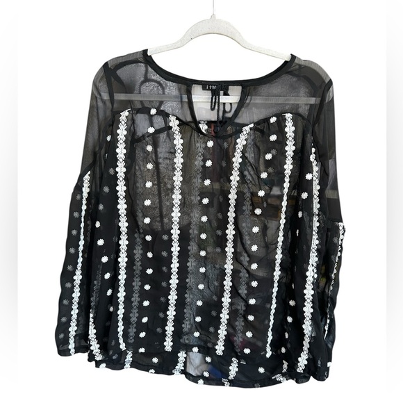 5/$25 Timing women’s black chiffon blouse with white stitched design size small - Picture 2 of 8